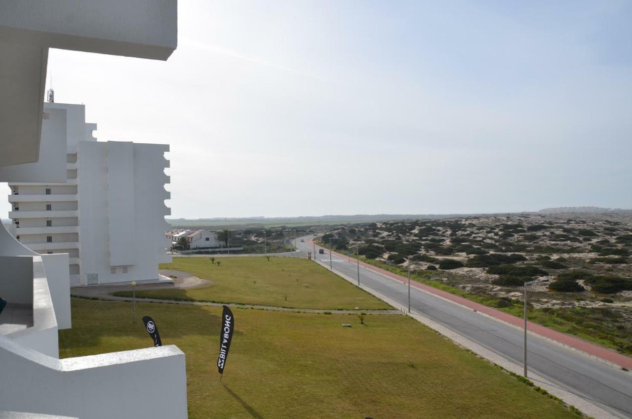 Baleal Tower Bay Apartment Ferrel  Exterior photo